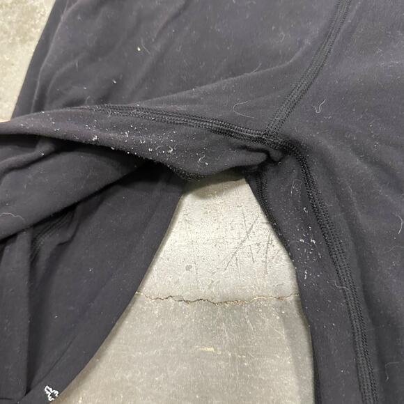 Lululemon Black NYC Skyline Logo Leggings Size 6 Women’s Athleisure Stretch - Picture 5 of 8